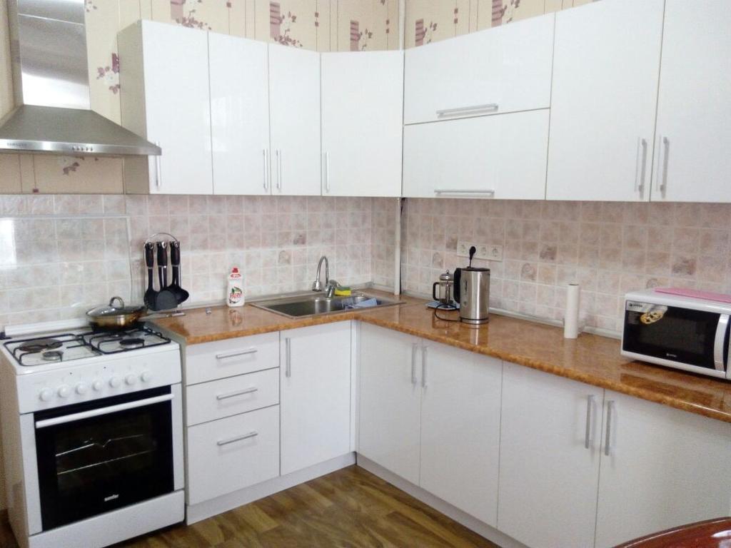 Bishkek Maximus Apartament 2 Bagian luar foto